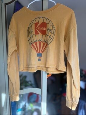 Kodak Graphic Yellow Long Sleeve Mid-drift Crop Top T-Shirt Size Small
